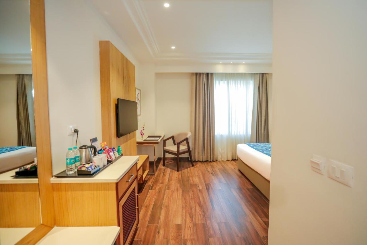 Regenta Place Phagwara By Royal Orchid Hotels Limited Екстер'єр фото